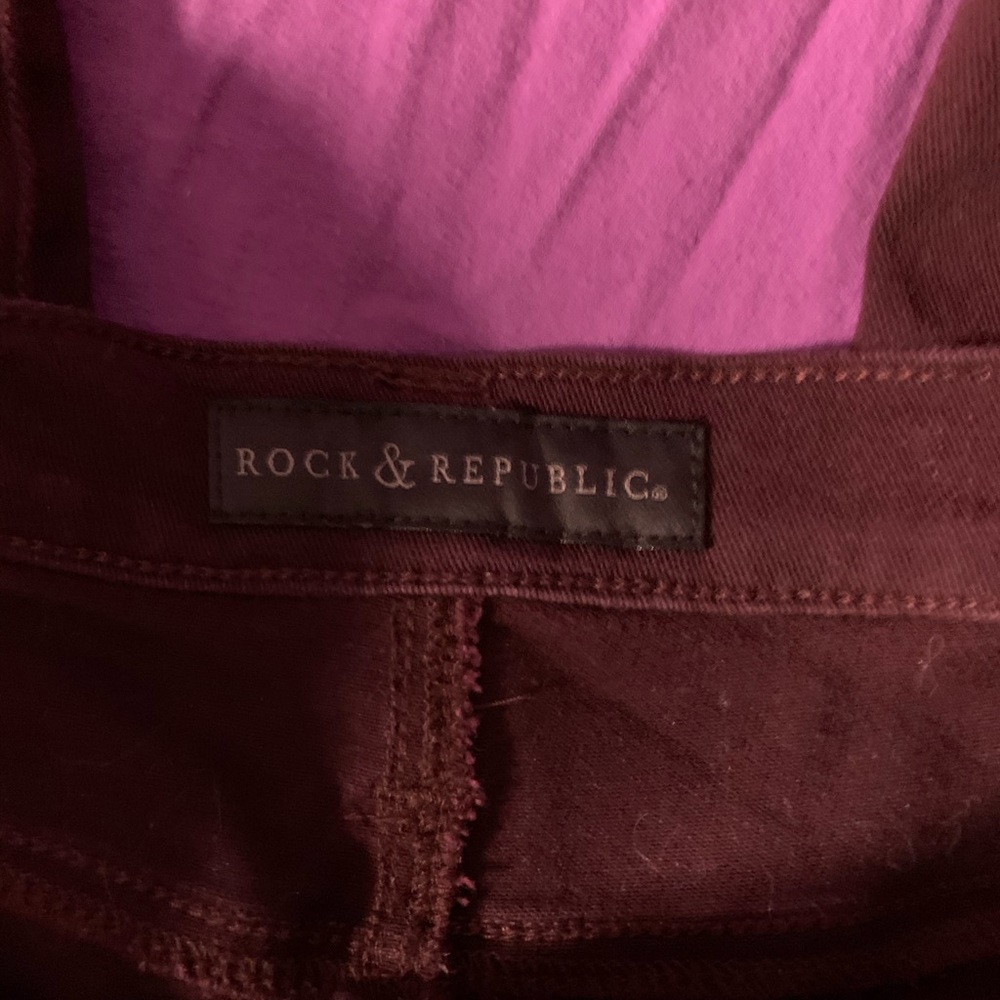 3/15 Rock & Republic 16M maroon jeans